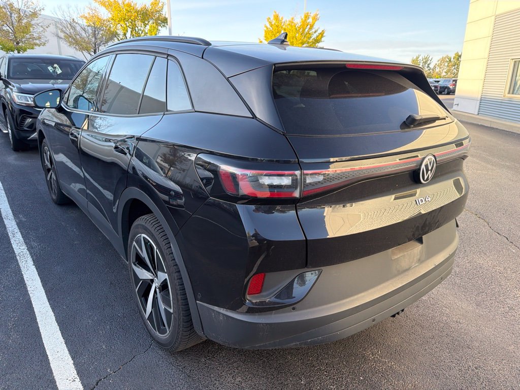 Used 2023 Volkswagen ID.4 Pro S AWD/4WD image 2
