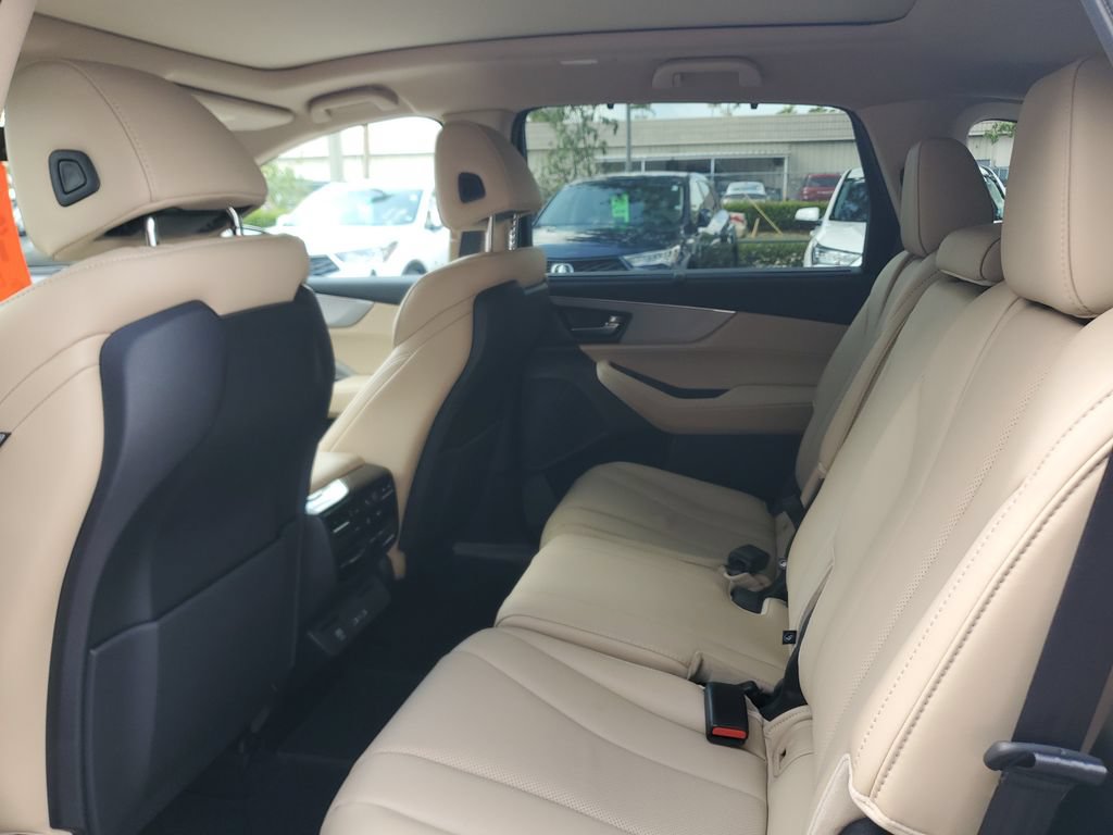 Certified 2023 Acura MDX FWD w/ Technology Package image 17