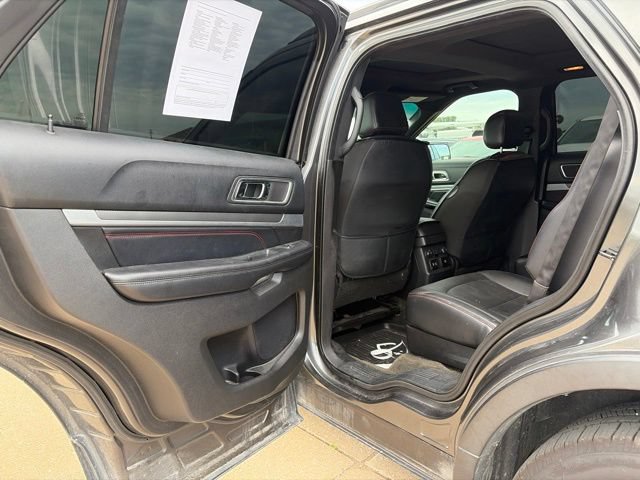 Used 2016 Ford Explorer Sport w/ Equipment Group 401A AWD/4WD image 16
