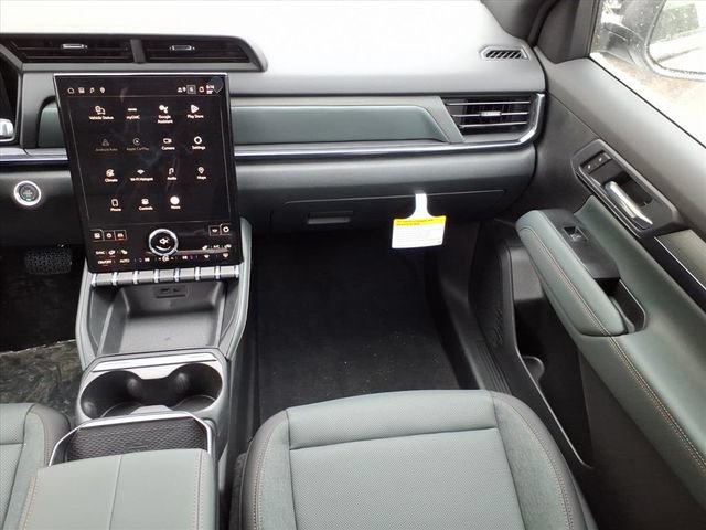 New 2026 GMC Terrain AT4 AWD/4WD image 18