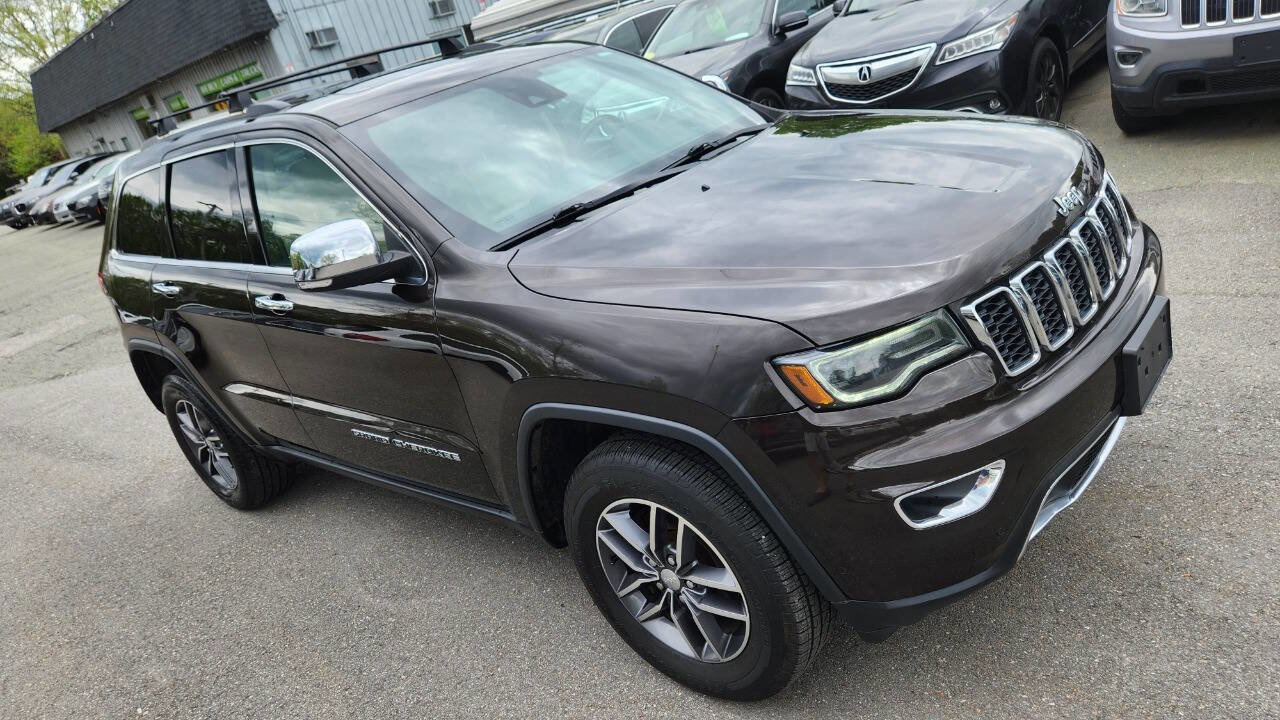 Used 2017 Jeep Grand Cherokee Limited w/ Luxury Group II AWD/4WD image 20
