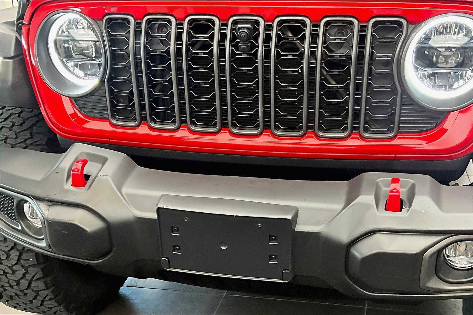 Used 2024 Jeep Wrangler Rubicon w/ XTREMEE 35" Tire Package image 29