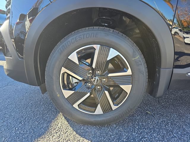 New 2026 Nissan Kicks SV w/ Cold Weather Package AWD/4WD image 13
