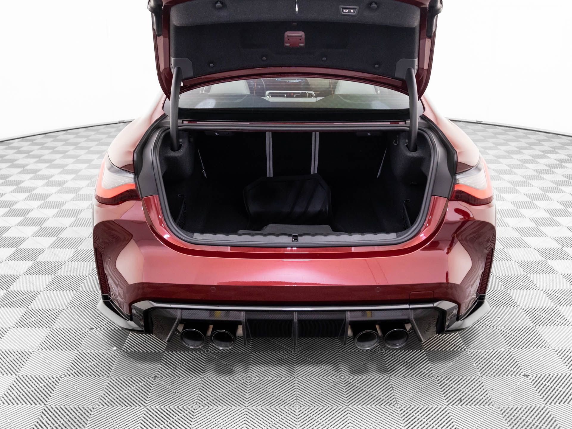 Certified 2022 BMW M4 xDrive Competition w/ M Carbon Exterior Package image 31