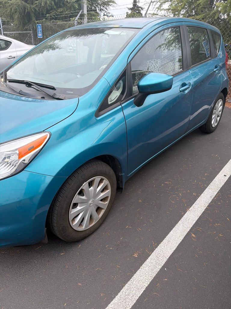 Used 2015 Nissan Versa Note SV FWD image 2