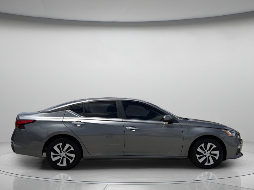 Used 2021 Nissan Altima 2.5 S FWD image 2