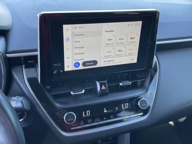 Used 2023 Toyota Corolla Cross XSE w/ Convenience Package image 16