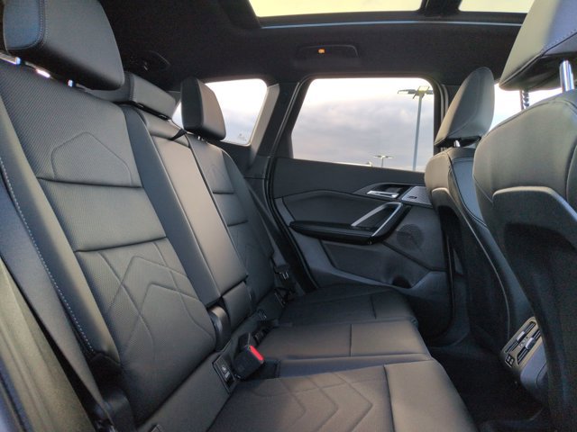 Used 2025 BMW X1 xDrive28i w/ Technology Package image 21