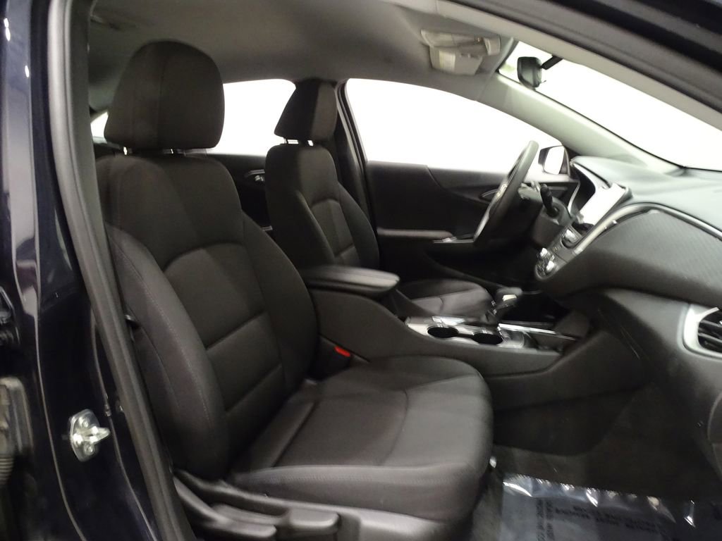 Used 2023 Chevrolet Malibu LT FWD image 14