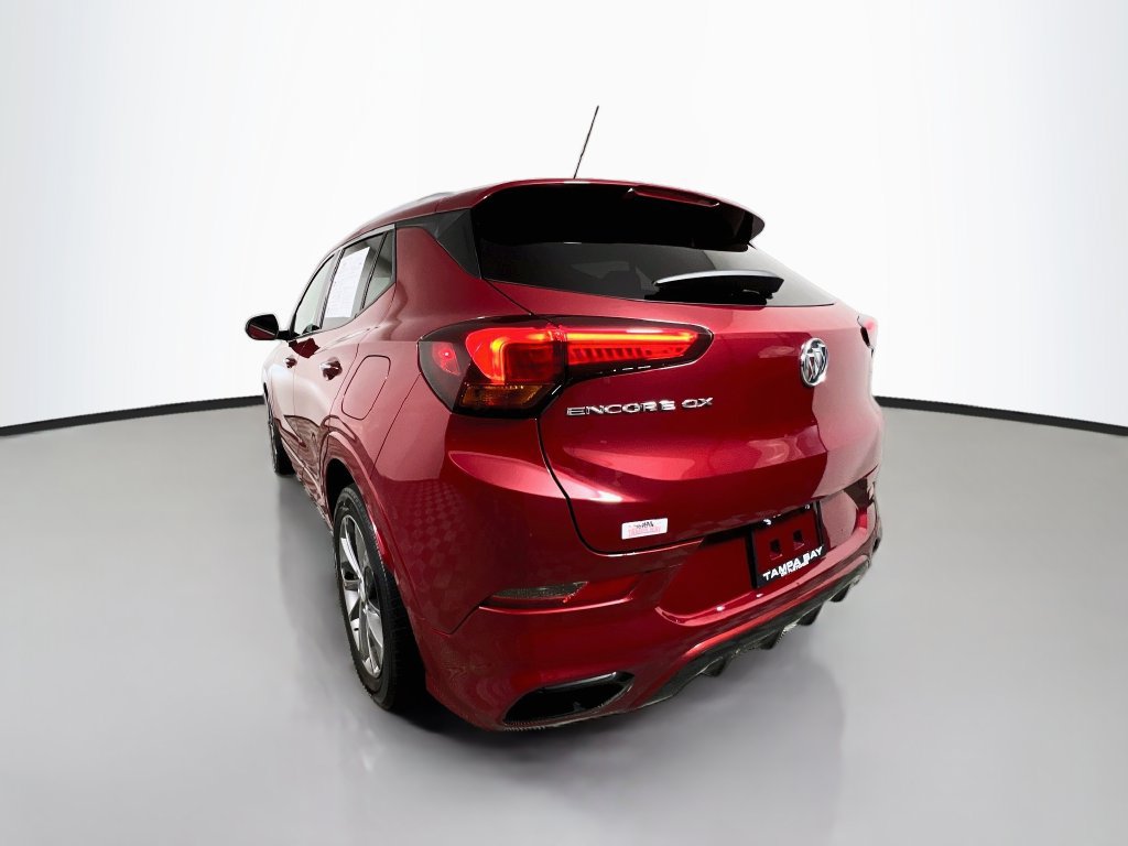 Used 2021 Buick Encore GX Essence w/ Experience Buick Package FWD image 5