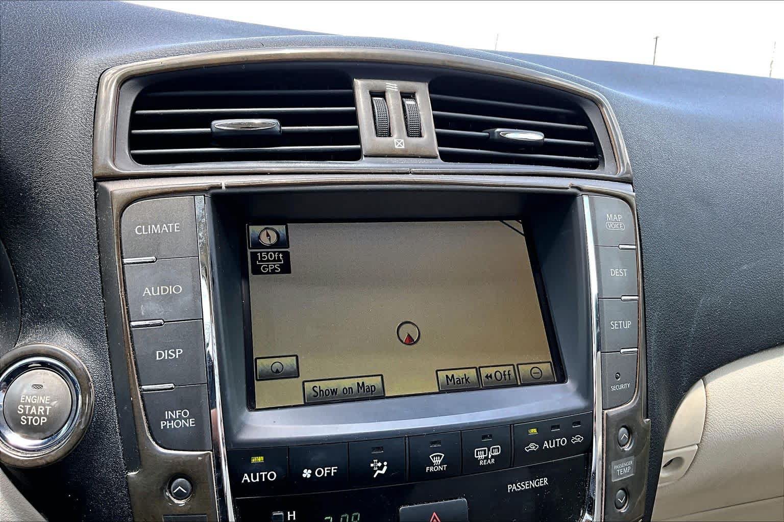 Used 2010 Lexus IS 350C RWD image 31