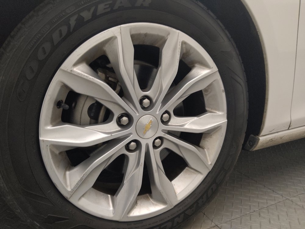 Used 2023 Chevrolet Malibu LT image 31