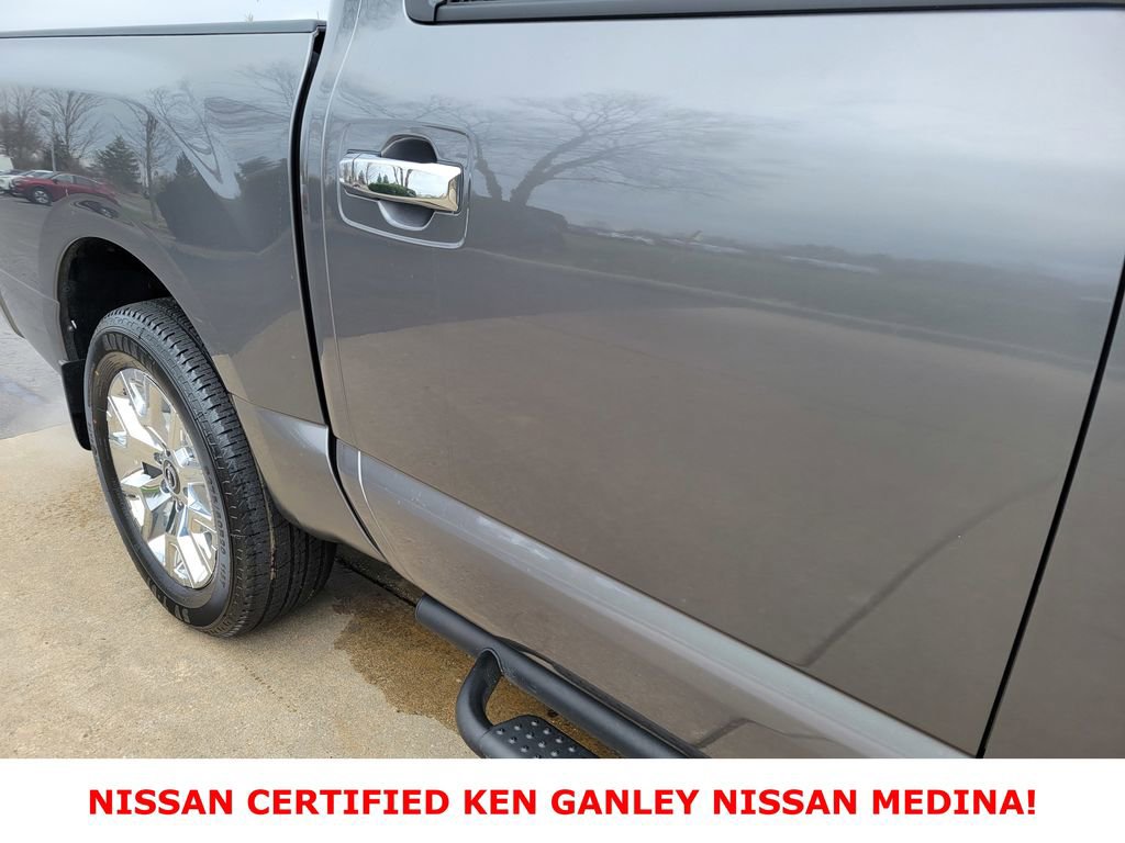 Certified 2024 Nissan Titan SV w/ SV Convenience Package image 14