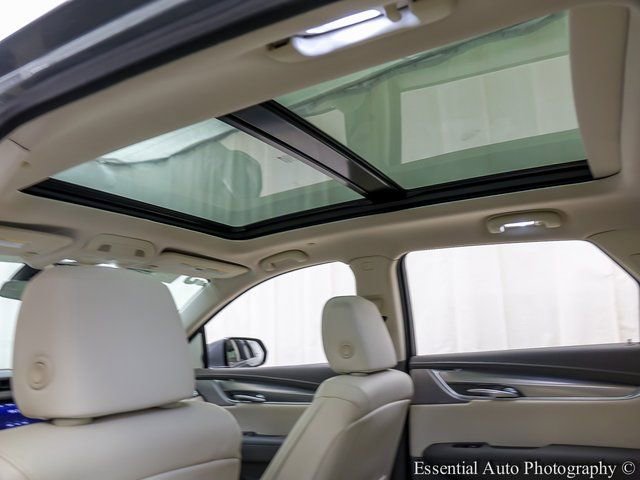 Certified 2023 Cadillac XT5 Premium Luxury w/ LPO, Floor Liner Package image 12