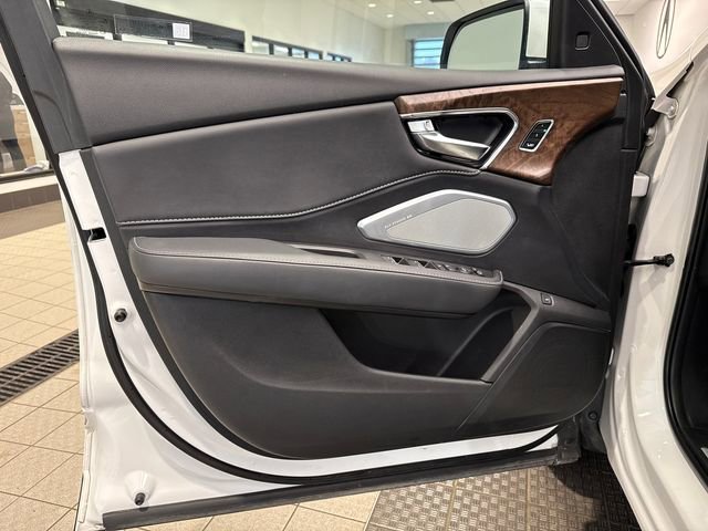 Used 2023 Acura RDX AWD w/ Advance Package image 10