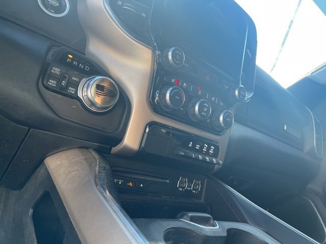 Used 2019 RAM 1500 Laramie w/ Sport Appearance Package image 12