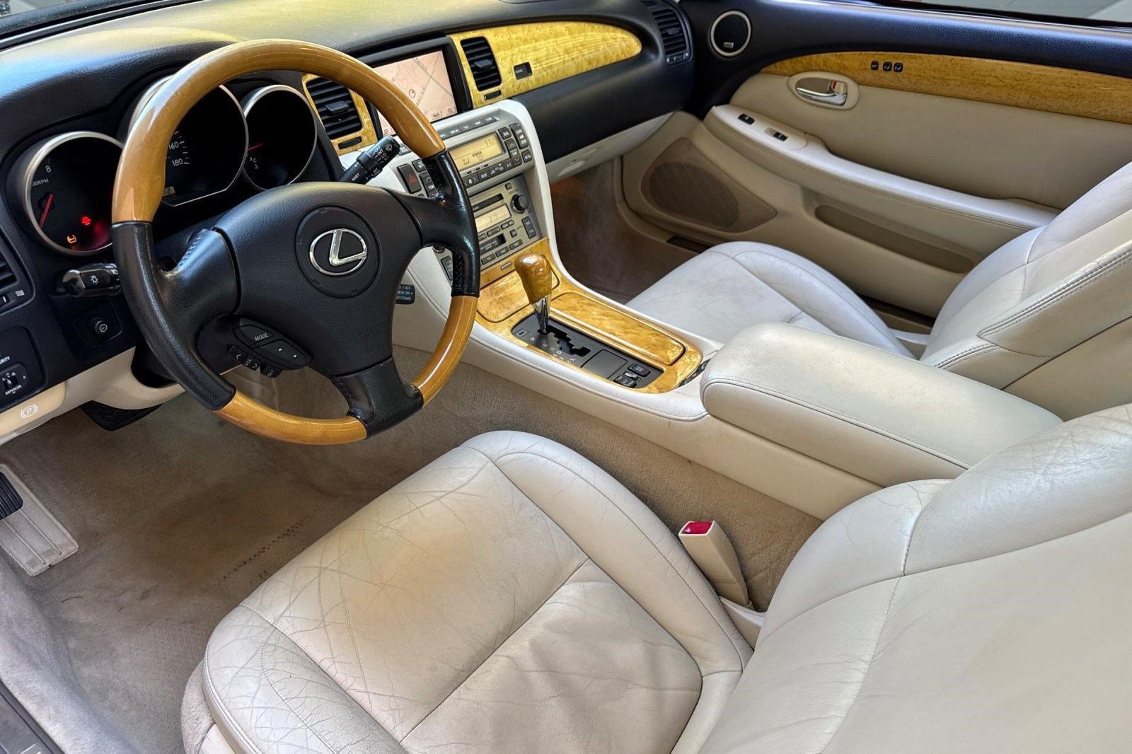 Used 2003 Lexus SC 430 Convertible RWD image 4