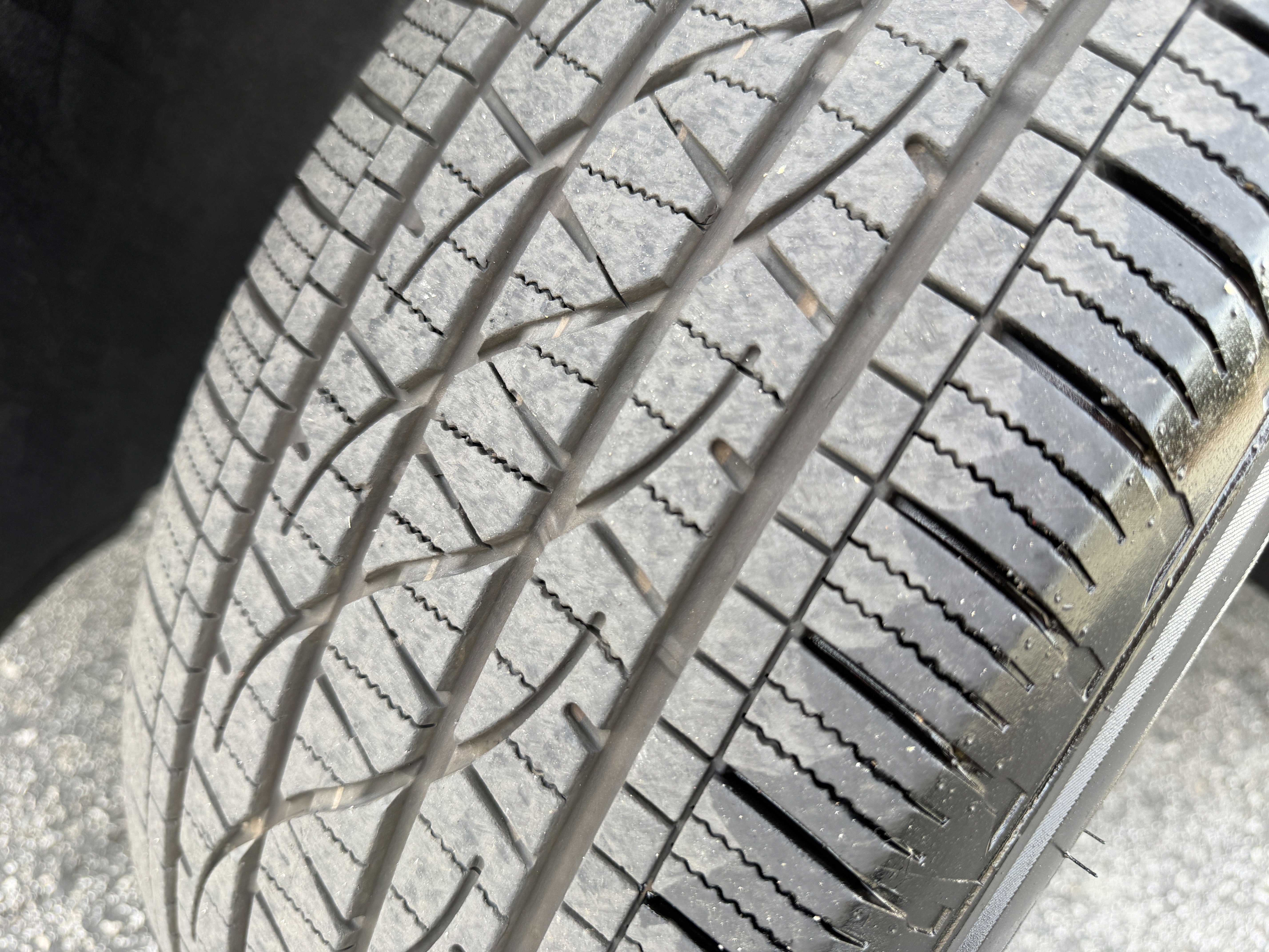 Used 2025 Chevrolet Equinox LT image 12