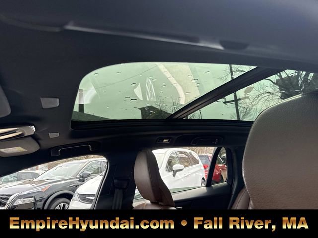 Used 2025 Volvo V60 B5 Cross Country Plus AWD/4WD image 23