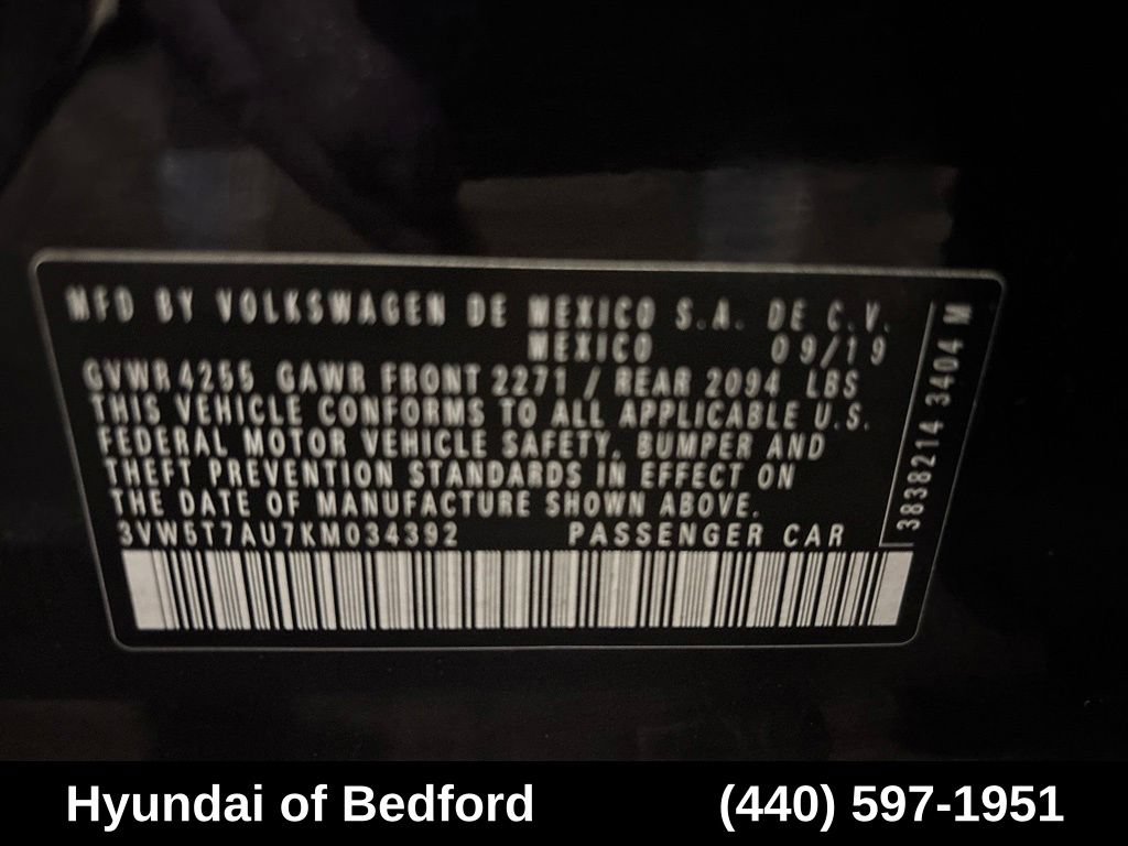 Used 2019 Volkswagen GTI SE FWD image 12