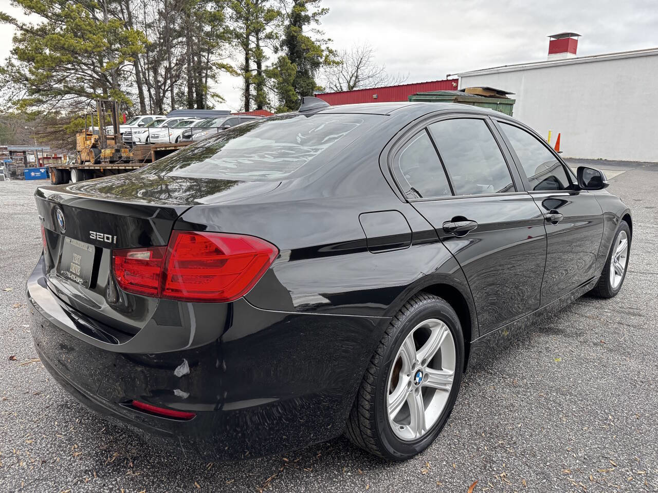 Used 2014 BMW 320i xDrive 320i xDrive AWD 4dr Sedan image 8