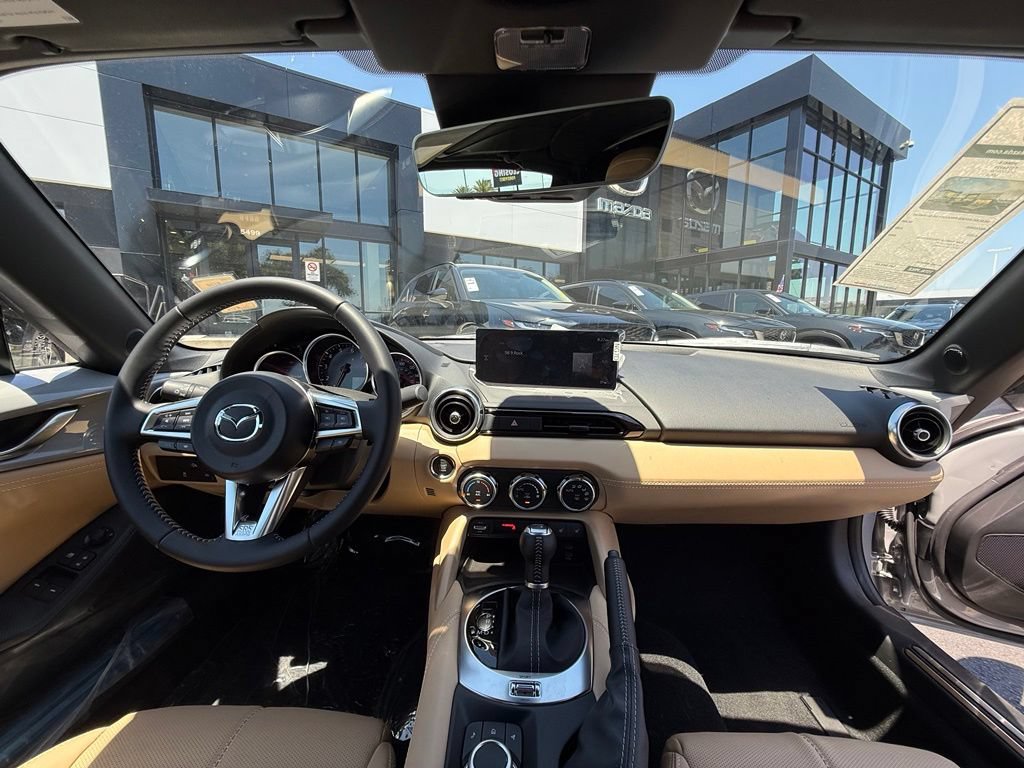 New 2026 MAZDA MX-5 Miata RF Grand Touring w/ Weather Package RWD image 19