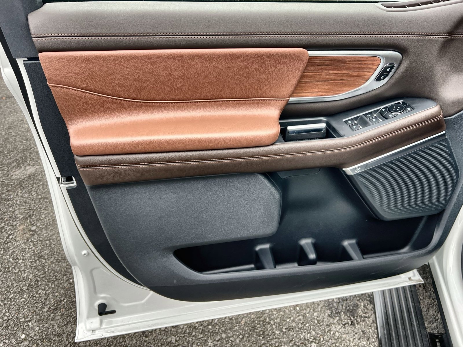 New 2025 Ford Expedition King Ranch image 15