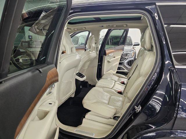 Used 2017 Volvo XC90 T6 Inscription image 30