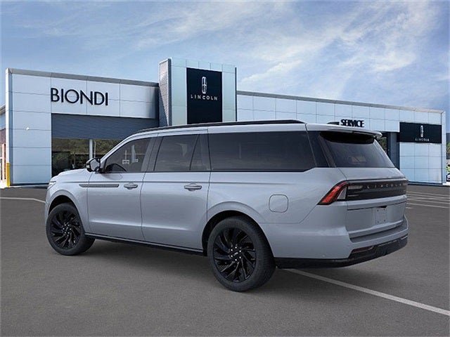 New 2025 Lincoln Navigator L Reserve w/ Jet Appearance Package AWD/4WD image 4