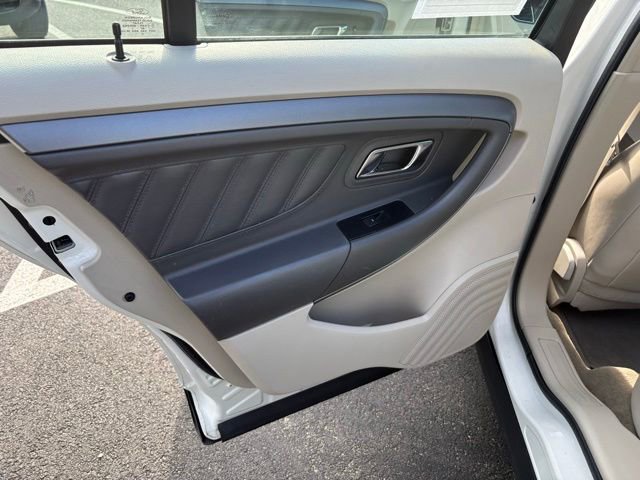 Used 2011 Ford Taurus SEL w/ 202A Rapid Spec Order Code image 23