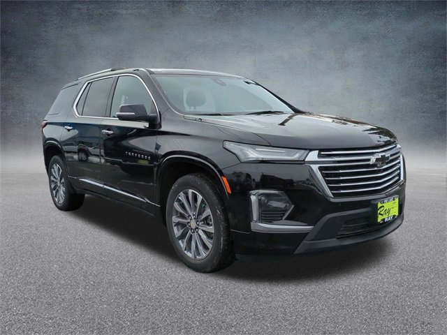 Certified 2023 Chevrolet Traverse Premier w/ LPO, Floor Liner Package image 3