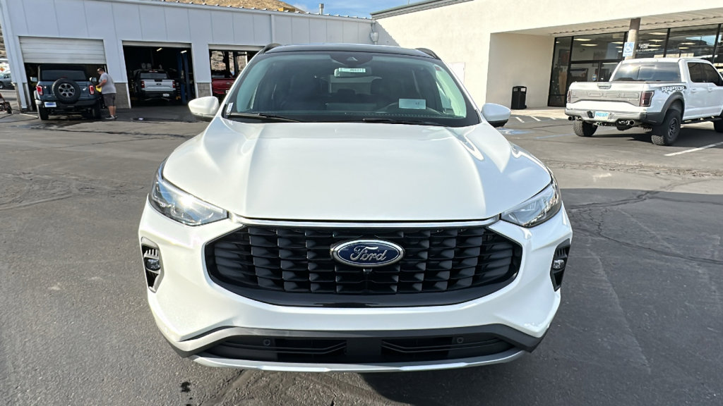 New 2026 Ford Escape Platinum w/ Premium Technology Package image 8