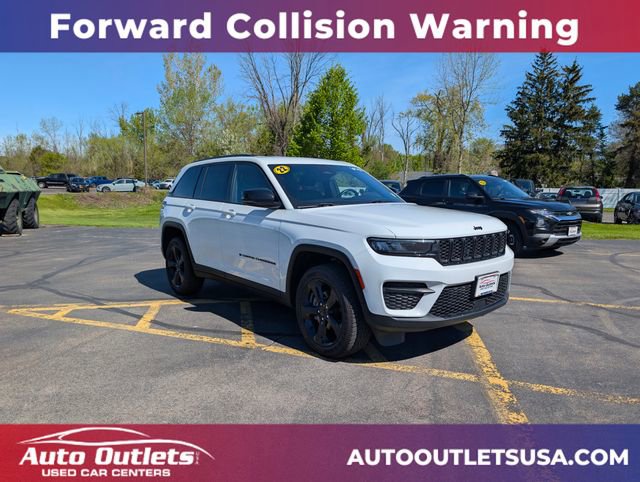 Used 2022 Jeep Grand Cherokee Altitude