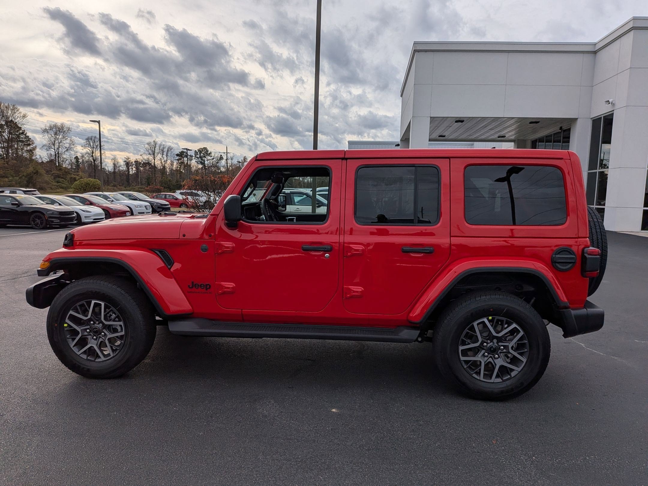 New 2026 Jeep Wrangler Sahara AWD/4WD image 8