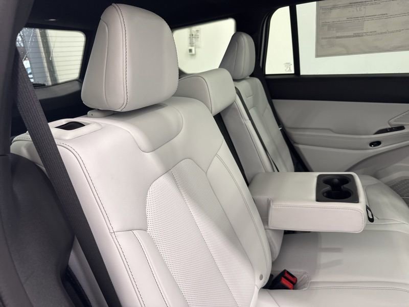 New 2026 Jeep Cherokee Limited image 12