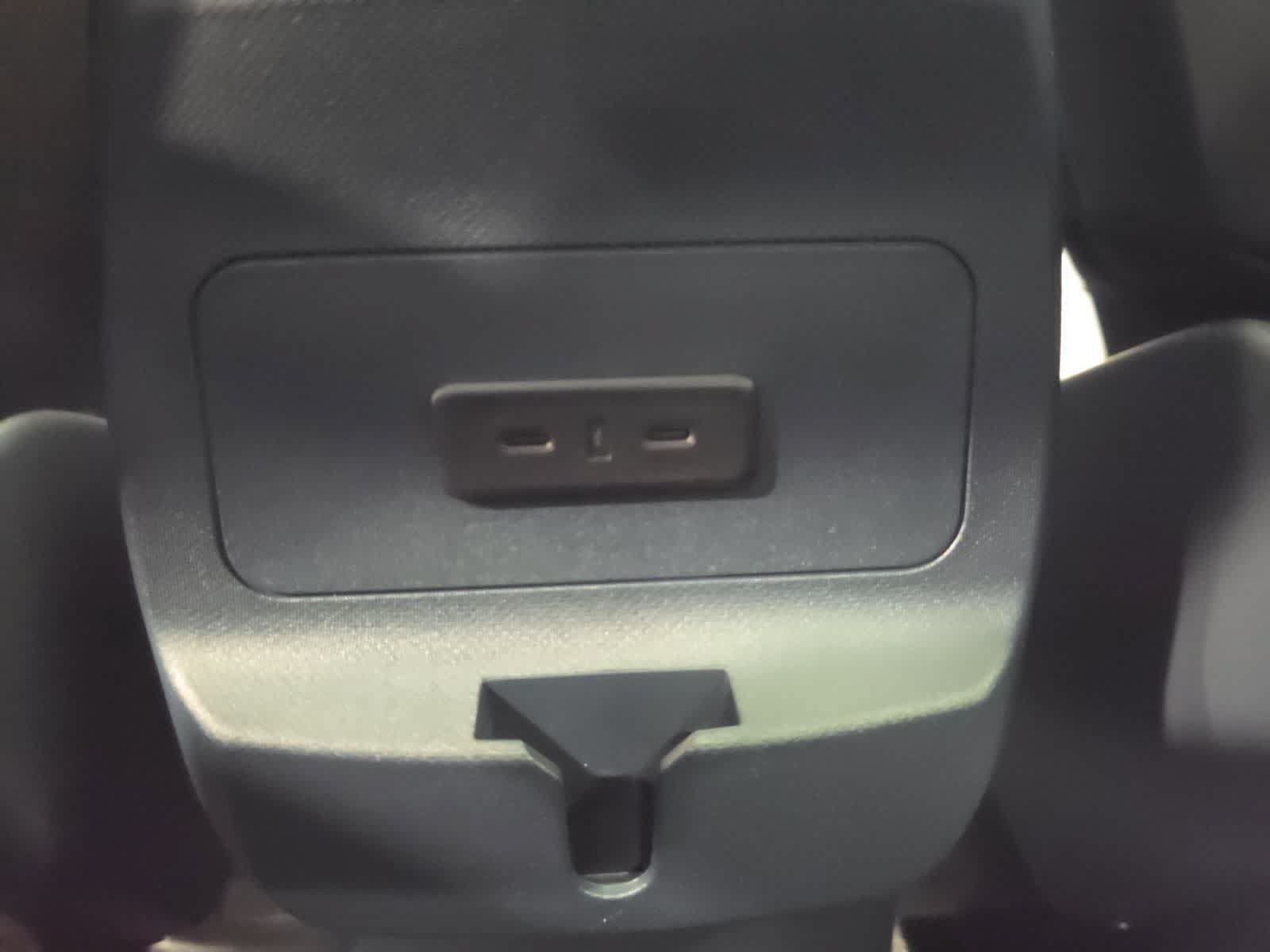 Used 2026 Ford Maverick Lobo AWD/4WD image 31