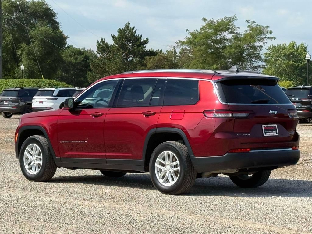 Used 2022 Jeep Grand Cherokee L Laredo w/ Luxury Tech Group I AWD/4WD image 8