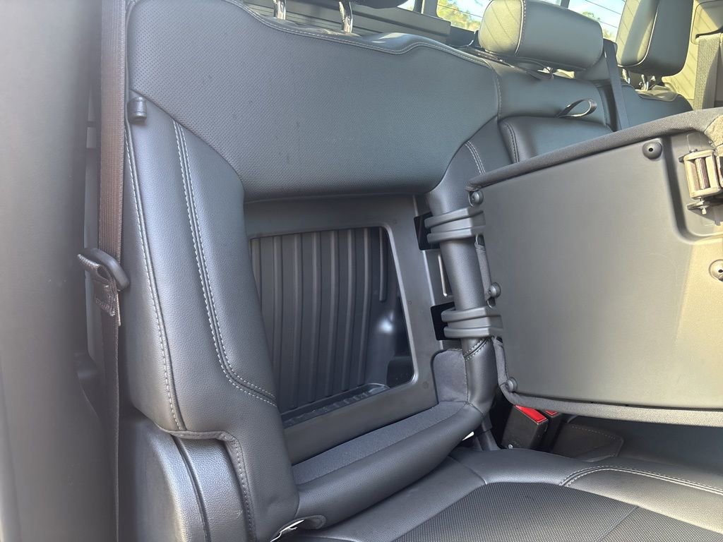 Used 2020 GMC Sierra 1500 SLT w/ SLT Premium Plus Package image 29