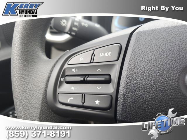 New 2026 Hyundai Venue SE image 21