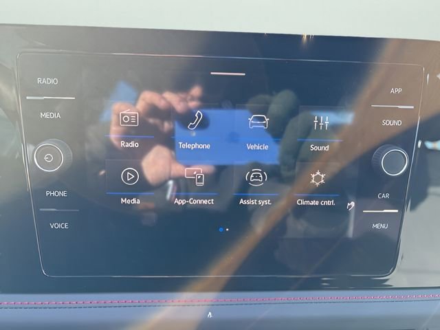 Used 2025 Volkswagen Jetta GLI Autobahn image 26