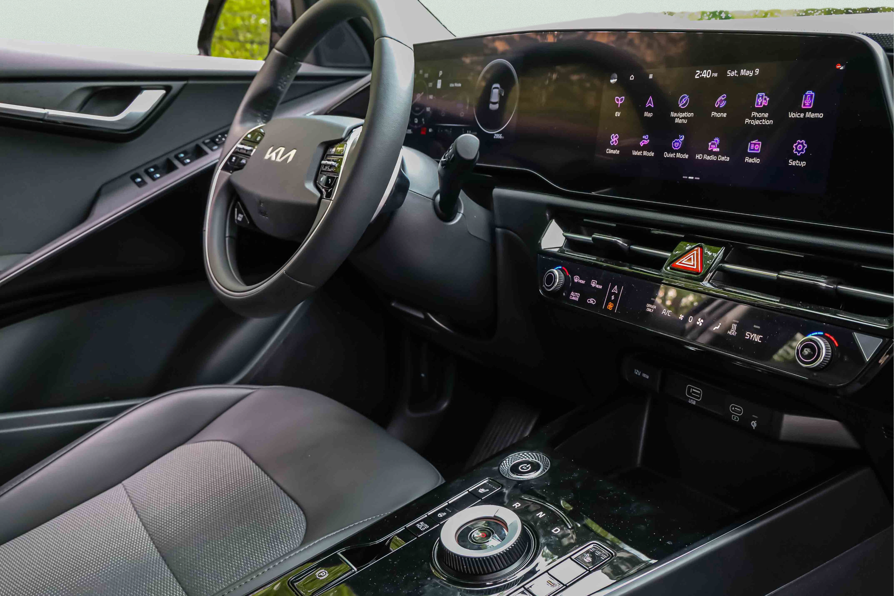 Certified 2025 Kia Niro Wind w/ Wind Preserve Package FWD image 10