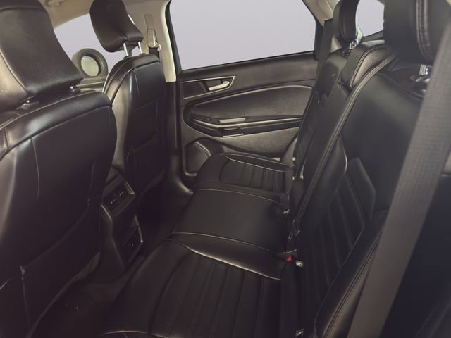 Used 2023 Ford Edge SEL image 13
