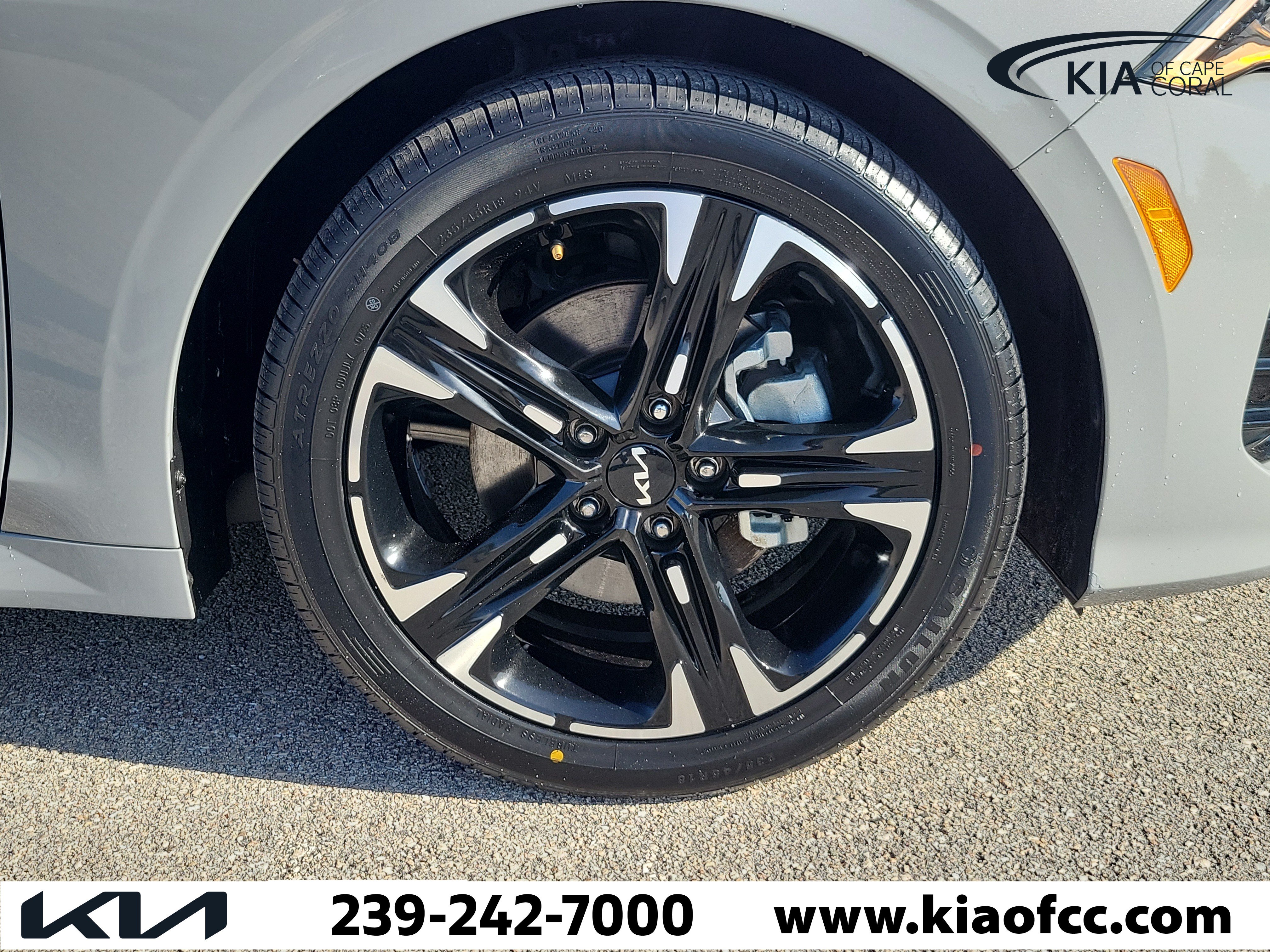 Used 2024 Kia K5 GT-Line w/ GT-Line Premium Package FWD image 7