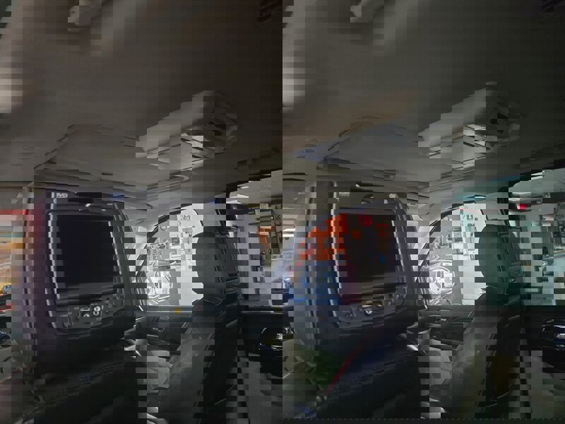 Used 2012 Cadillac Escalade Platinum image 14