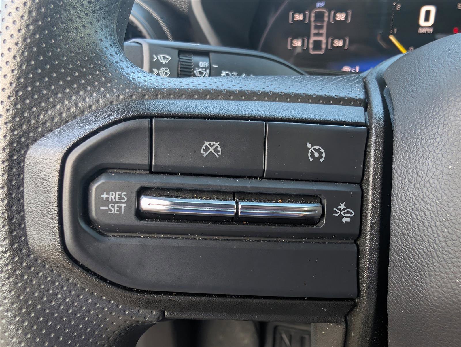 Used 2025 Chevrolet Colorado W/T w/ Advanced Trailering Package RWD image 23