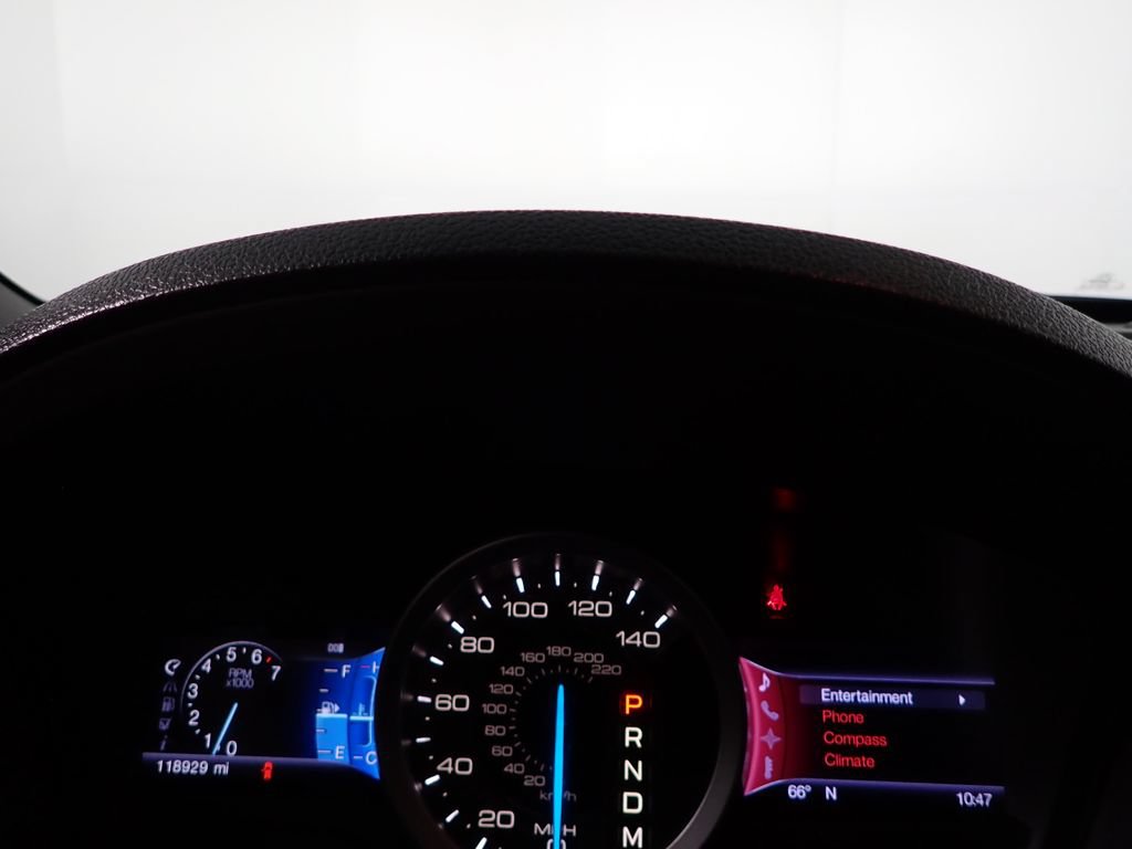 Used 2013 Ford Explorer XLT FWD image 24