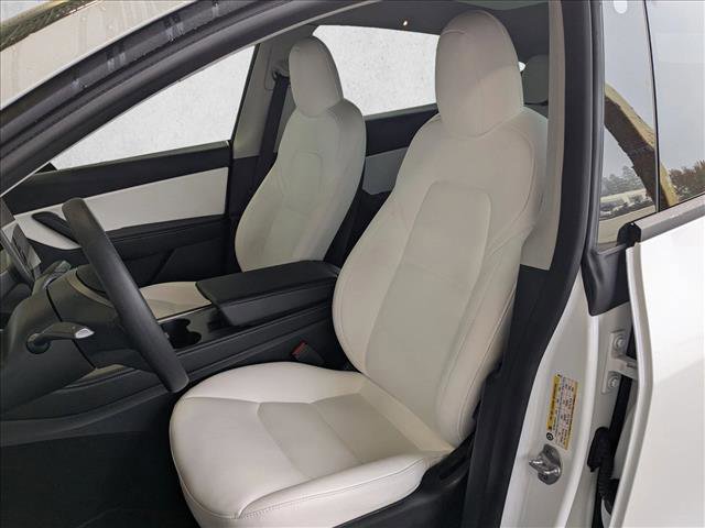 Used 2022 Tesla Model Y Performance image 17