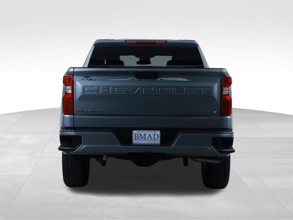 New 2026 Chevrolet Silverado 1500 Custom RWD image 13