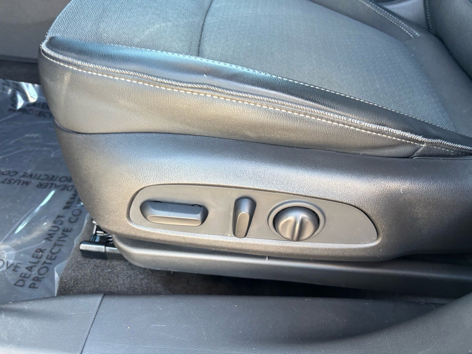 Used 2022 Buick Encore GX Select FWD image 12