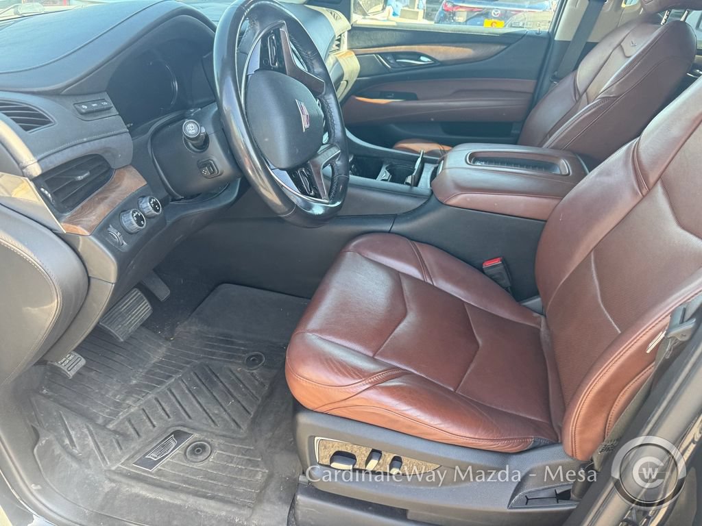 Used 2019 Cadillac Escalade ESV Luxury AWD/4WD image 8